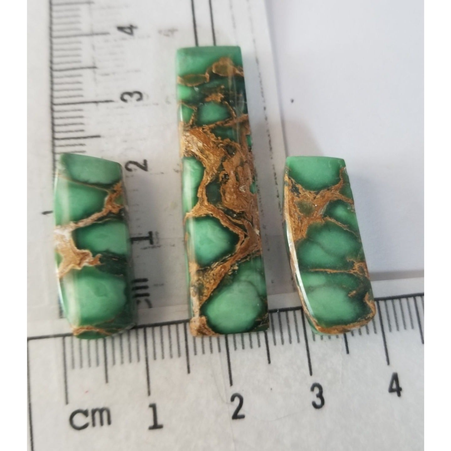 Gemstone Loose Set of 3  Dichroic glass 34  ct  68  gr 1 x 2. cm  3.5 x 3.5cm  Gold Green Black