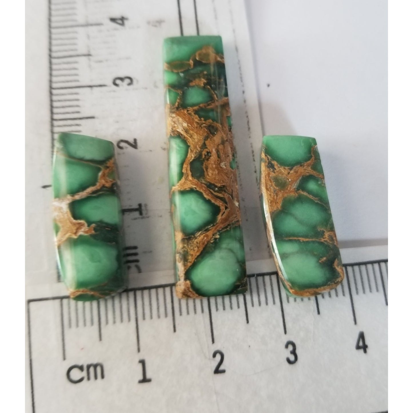 Gemstone Loose Set of 3  Dichroic glass 34  ct  68  gr 1 x 2. cm  3.5 x 3.5cm  Gold Green Black