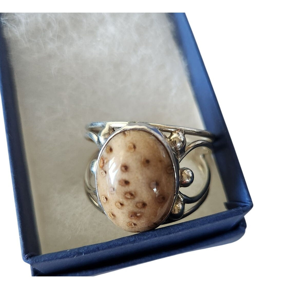 Ring Petrified Palmwood  Silver   Size 13 1/2  10 gr Stone 20 x 15 mm  Jerry Fran Harr