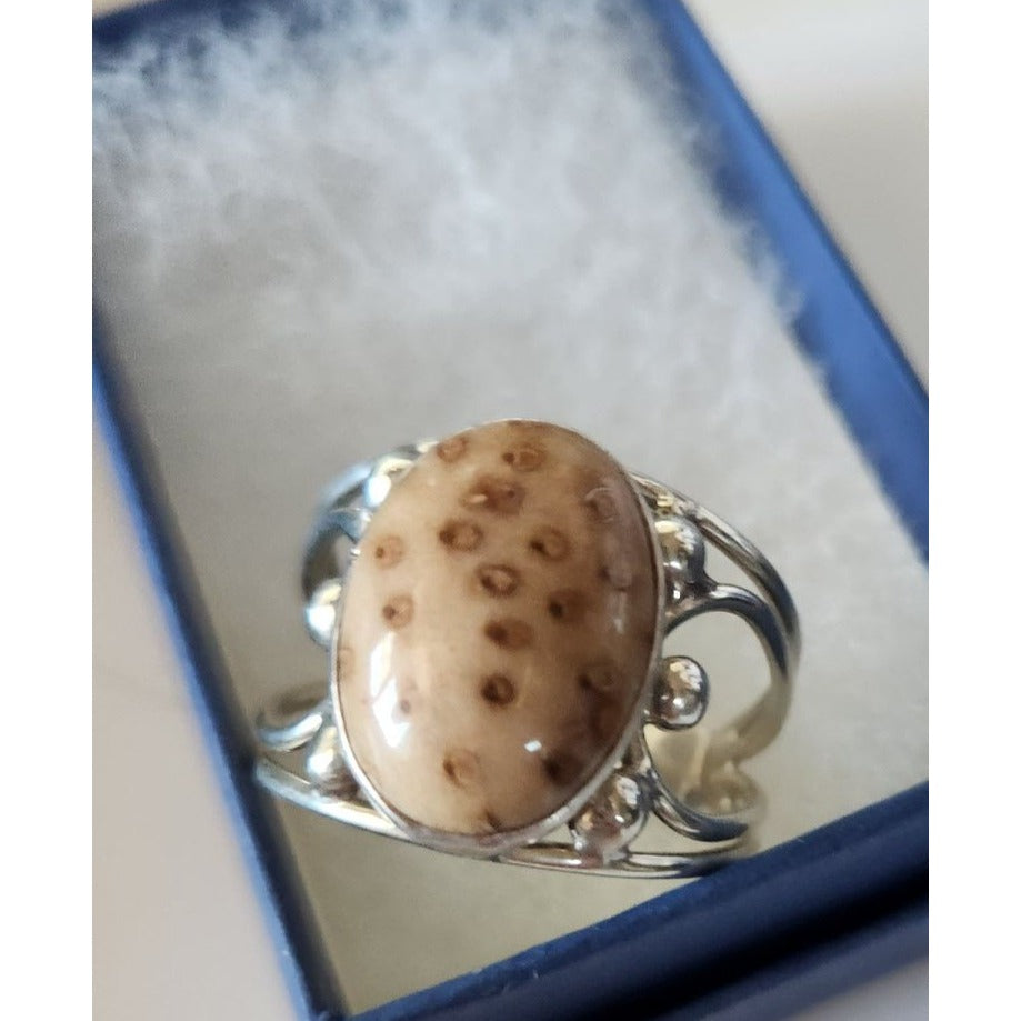 Ring Petrified Palmwood  Silver   Size 13 1/2  10 gr Stone 20 x 15 mm  Jerry Fran Harr