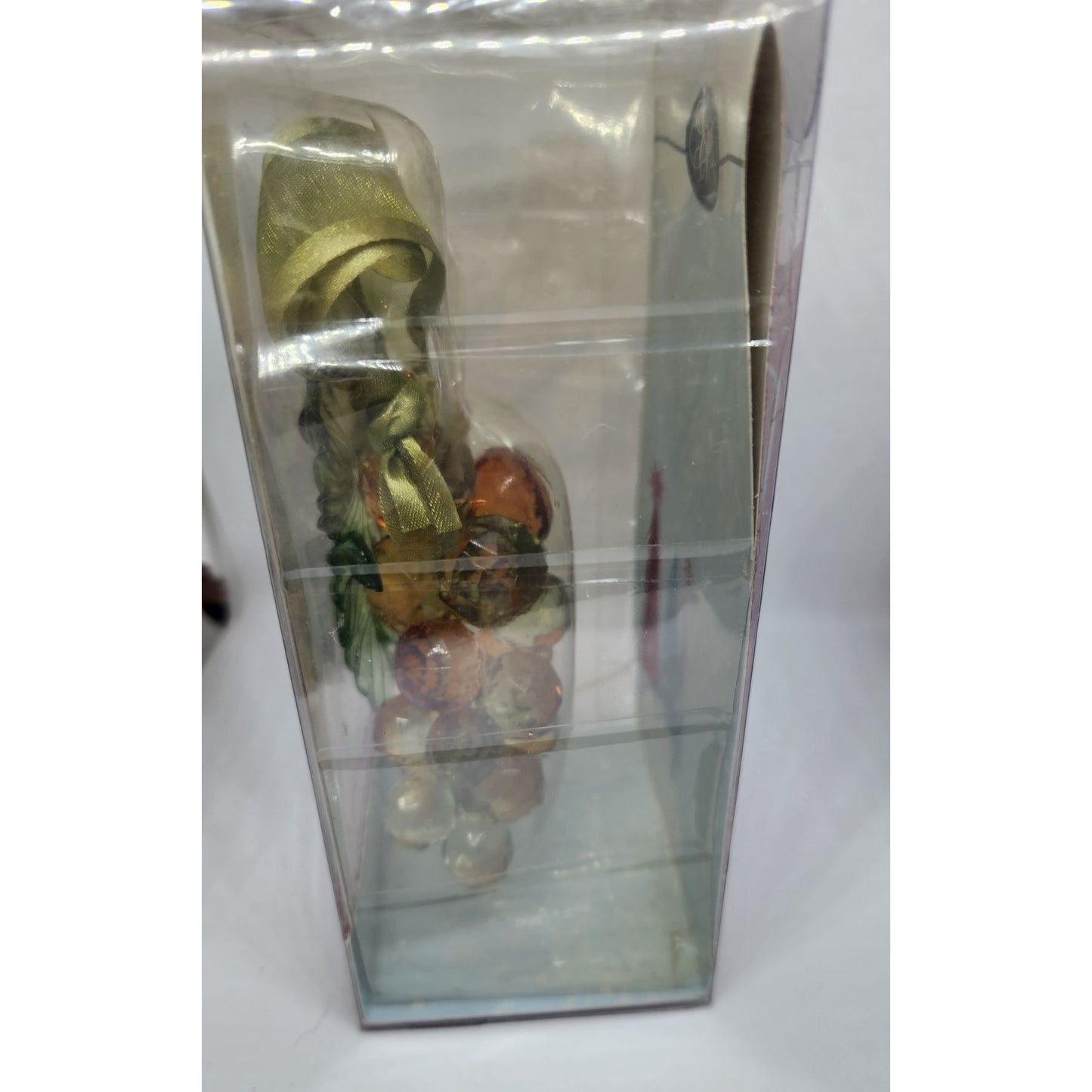 Ornament Christmas  Chardonnay Grape Cluster 4 1/2" Tall Epic Hanging