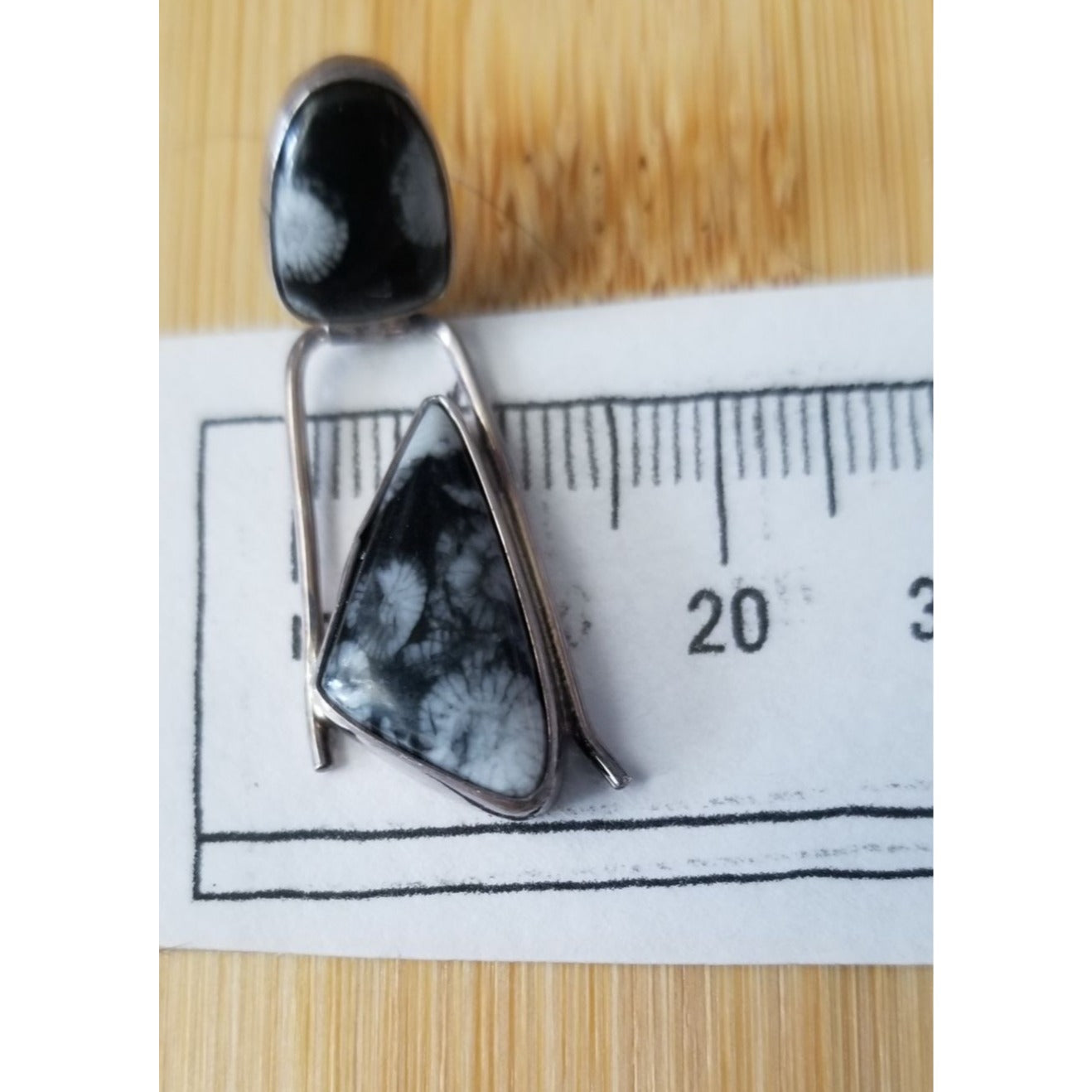 Earrings suville Snowflake Obsidian  7.4  Gr 37 ct Silver 925  40 mm  x 15  mm  Stone 1 0 mm x 5 mm