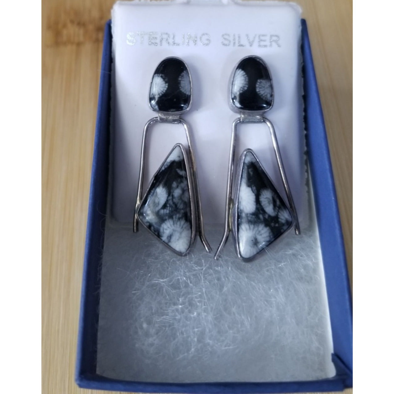 Earrings suville Snowflake Obsidian  7.4  Gr 37 ct Silver 925  40 mm  x 15  mm  Stone 1 0 mm x 5 mm