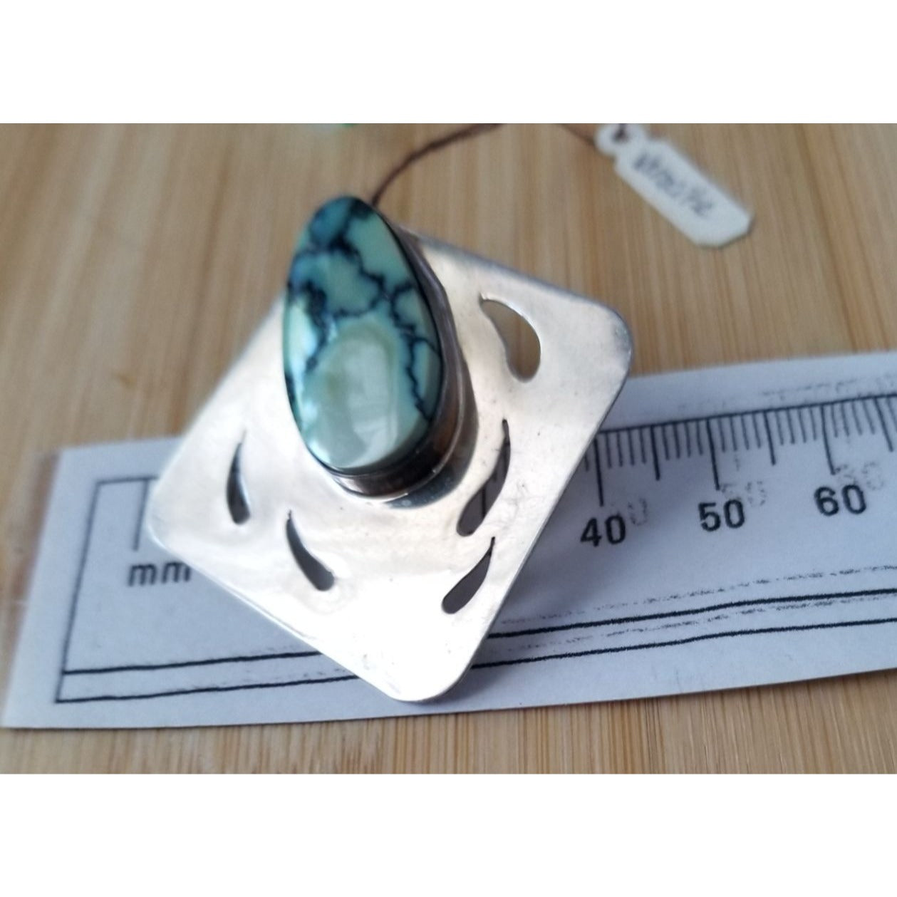 Pendant Varacite 1 1/2 " square 22  x 10 cm Bail  8.9 Gr 44.5  ct 45 cm x 45 cm Silver