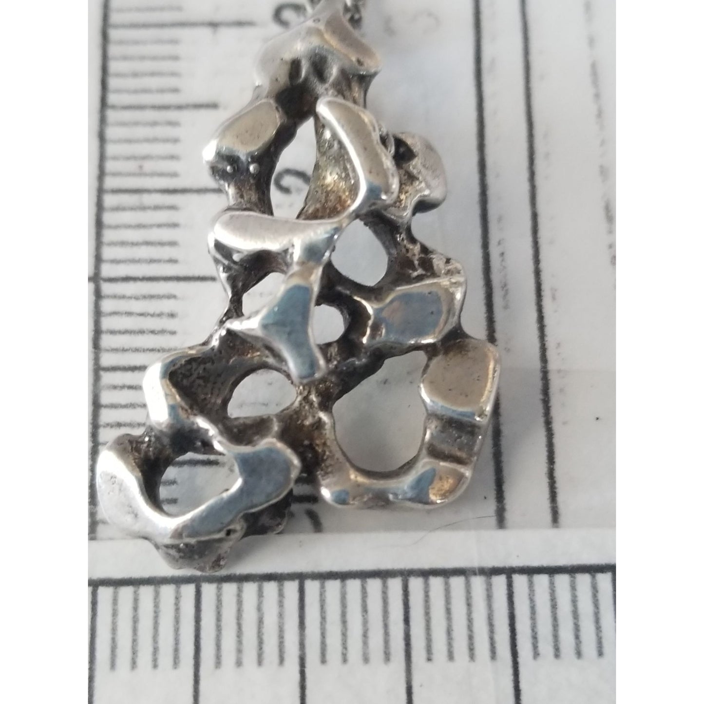 Necklace Silver Nugget 6.7   gr 33.5 ct  32 cm  x 24 cm  18" chain