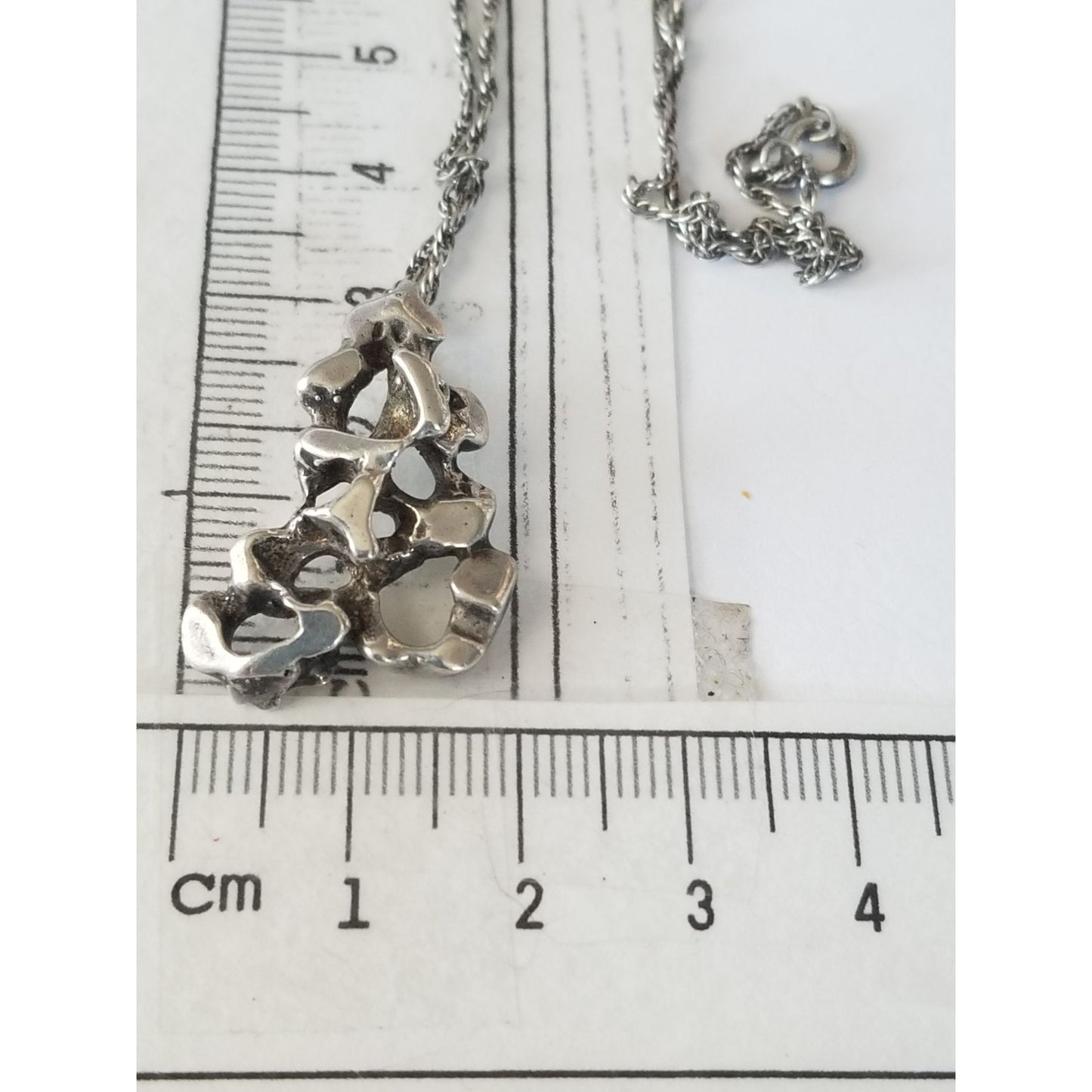 Necklace Silver Nugget 6.7   gr 33.5 ct  32 cm  x 24 cm  18" chain