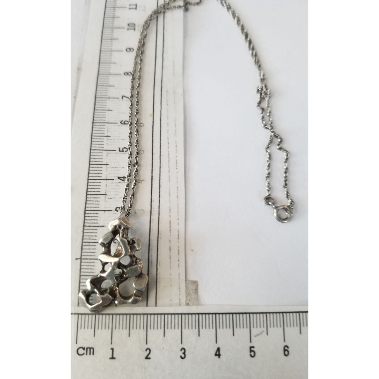 Necklace Silver Nugget 6.7   gr 33.5 ct  32 cm  x 24 cm  18" chain