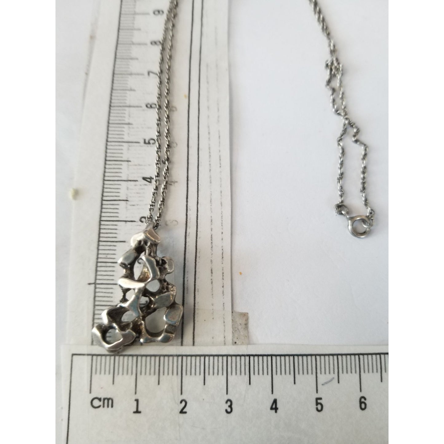 Necklace Silver Nugget 6.7   gr 33.5 ct  32 cm  x 24 cm  18" chain