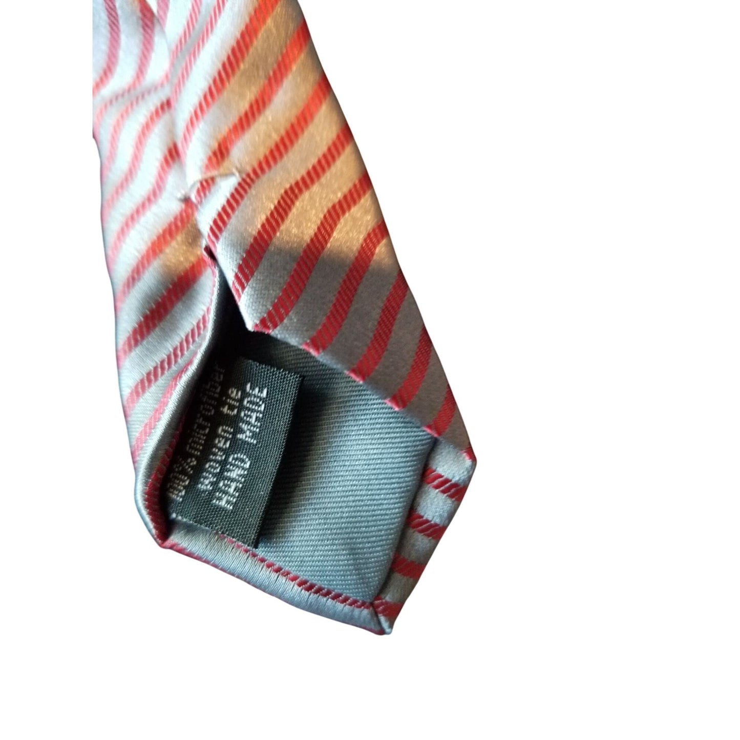 Tie R Classics London Red Silver Stripes # 113   3" x 60"