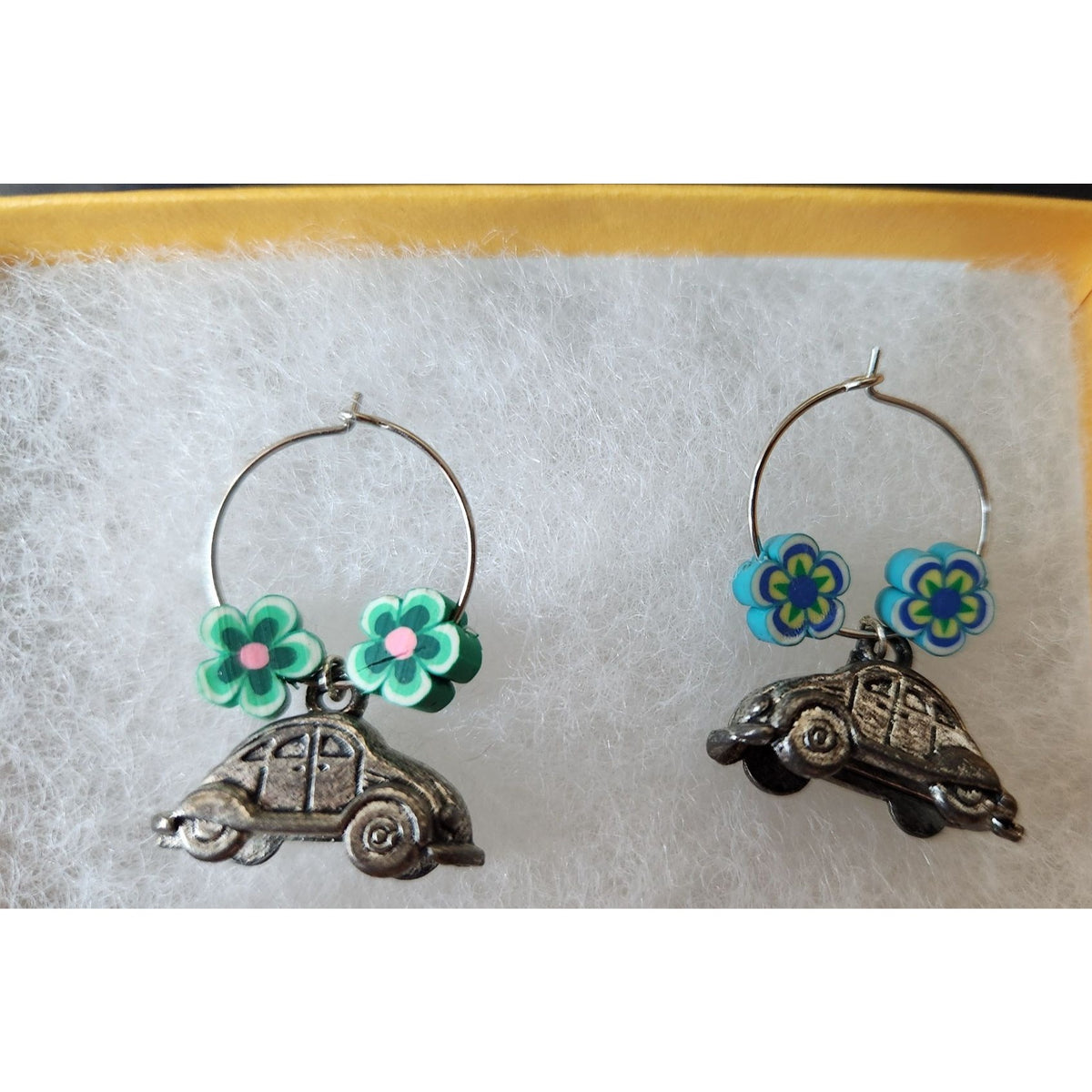Wine Glass Charms Silver VW Bug Charms and Flowers Beads  Set 4  Charms