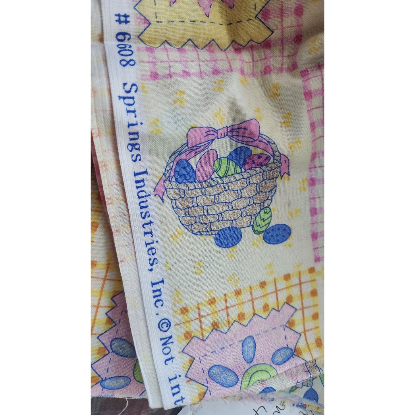 Material Yellow Easter Stiches # 6608 Spring Industries 44 x 40  Cotton Fabric Crafting Clothing Quilting