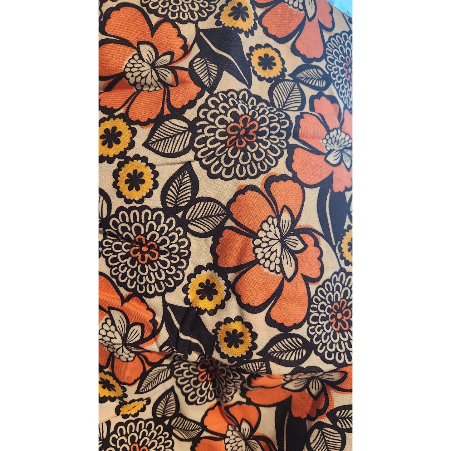 Material Flowers Cotton Joann Fabric Quilters Showcase 38 x 45 Orange White Yellow Black