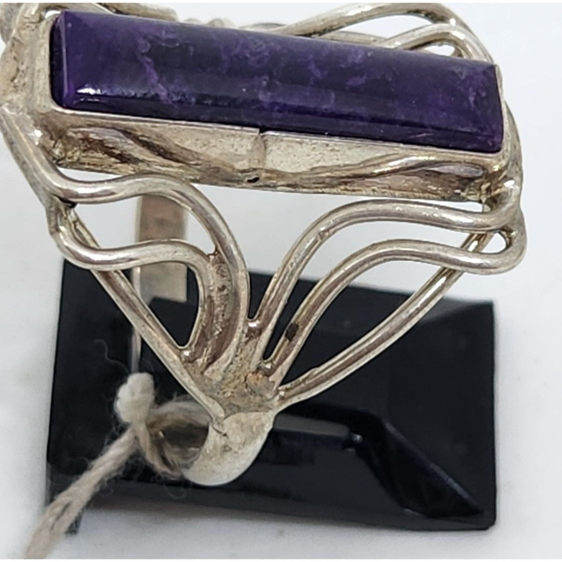 Ring Sugalite purple rectangle 6gr  Size 10 925 Silver Jerry Fran Harr Swirls on the side