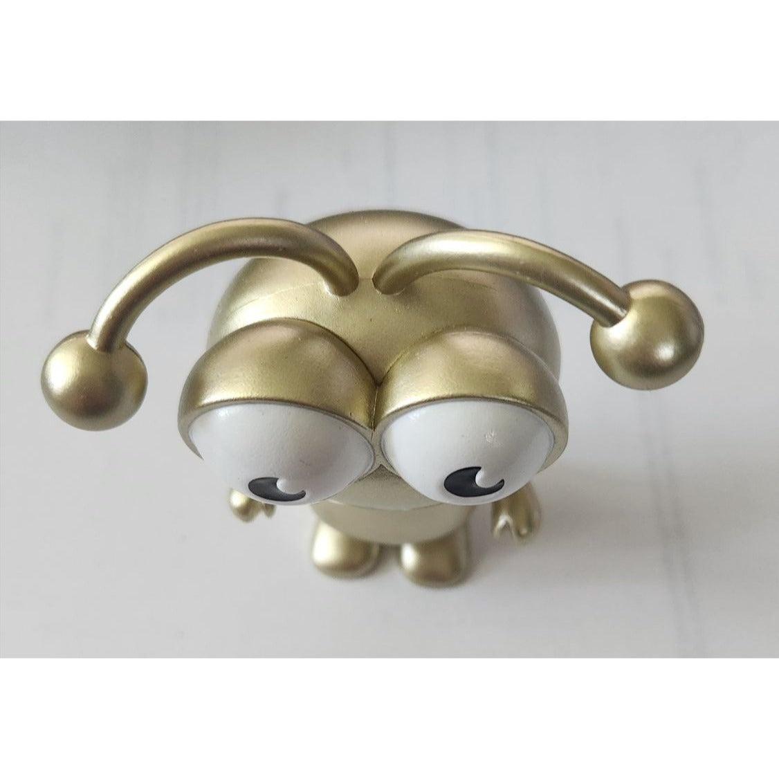 Cricut Cutie Golden Color Collectible Figurine 7.6cm Tall Ages 12+ Cute Desk Buddy