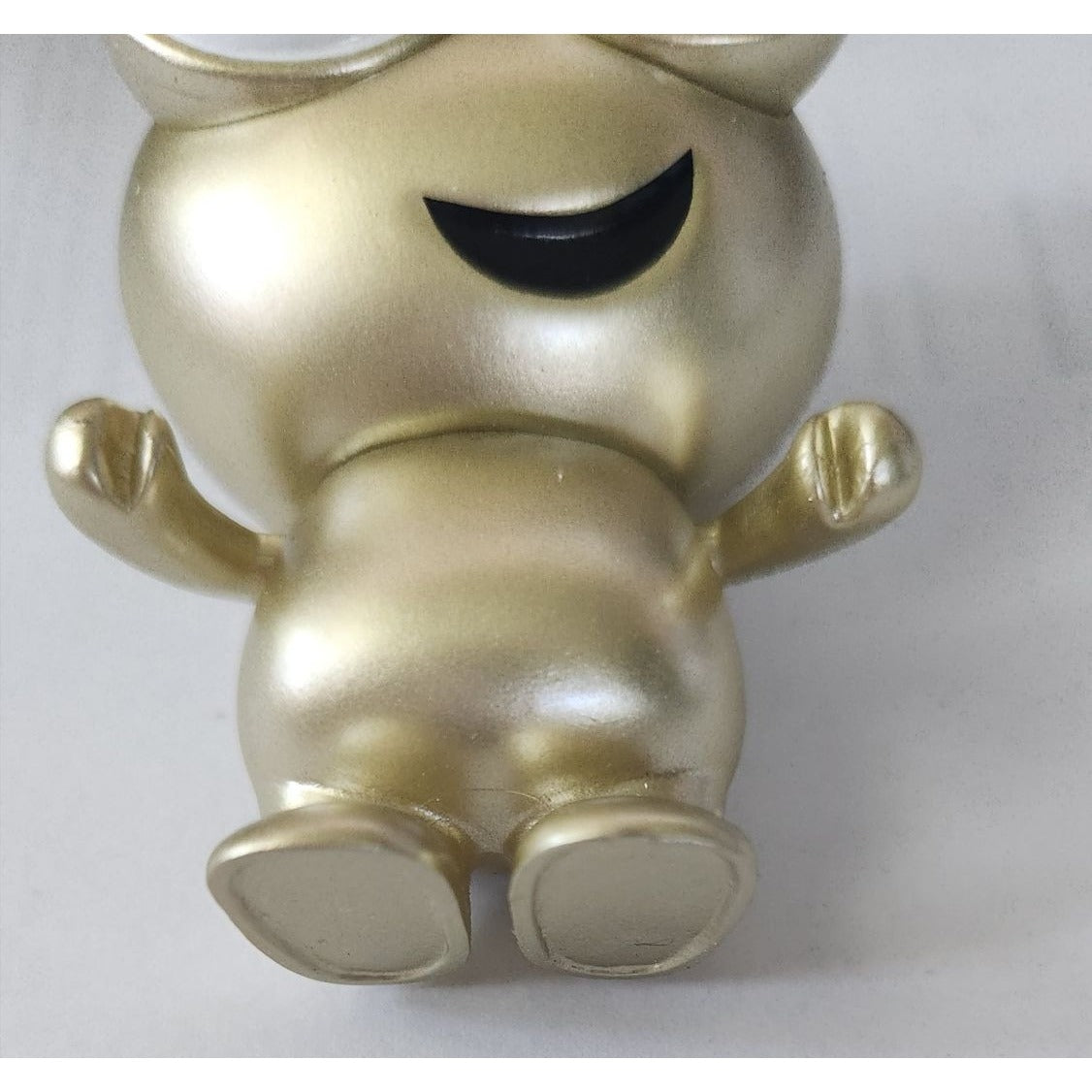 Cricut Cutie Golden Color Collectible Figurine 7.6cm Tall Ages 12+ Cute Desk Buddy