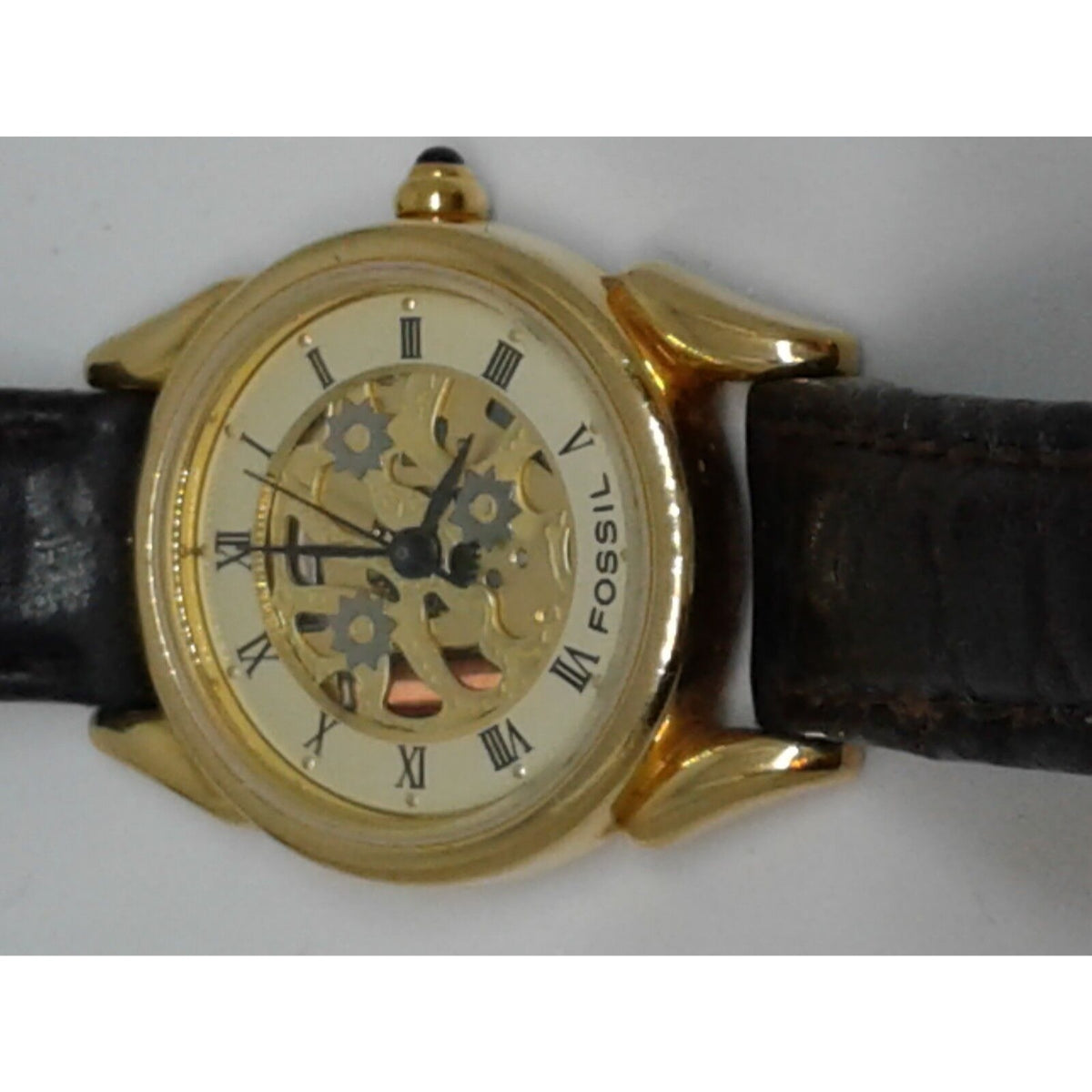 Watches set of 3 For Parts 2 Fossil  1 Silver 1 Gold Color and 1 Lei Round Face
