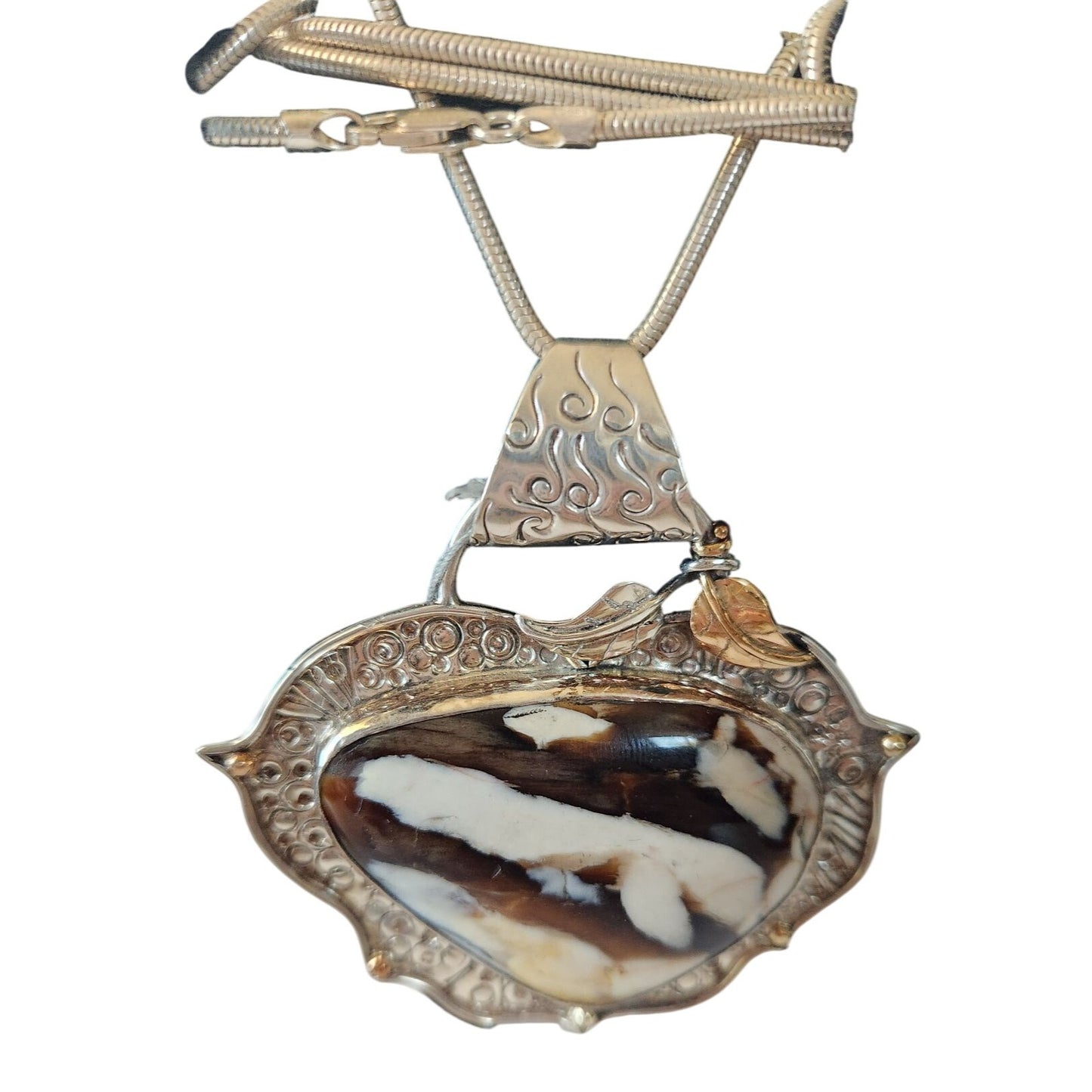 Necklace Peanutwood Silver Frame 1 Gold Leaf 1 Silver 39.6 gr Silver Snake Chain