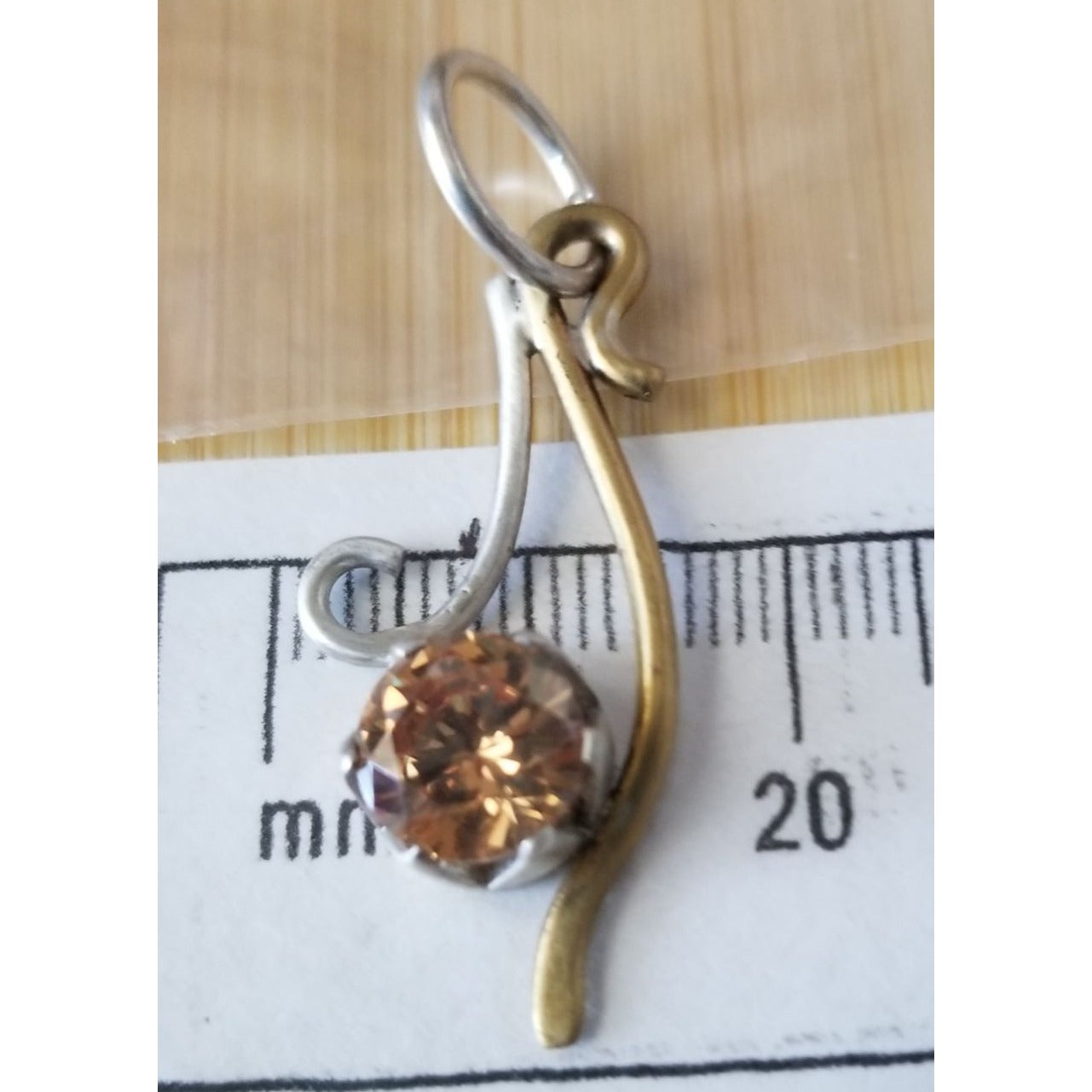 Pendant Champagne Lab Diamond  Silver 3  gr 15 ct 40 mm x 20 mm  Stone  Jerry Fran Harr