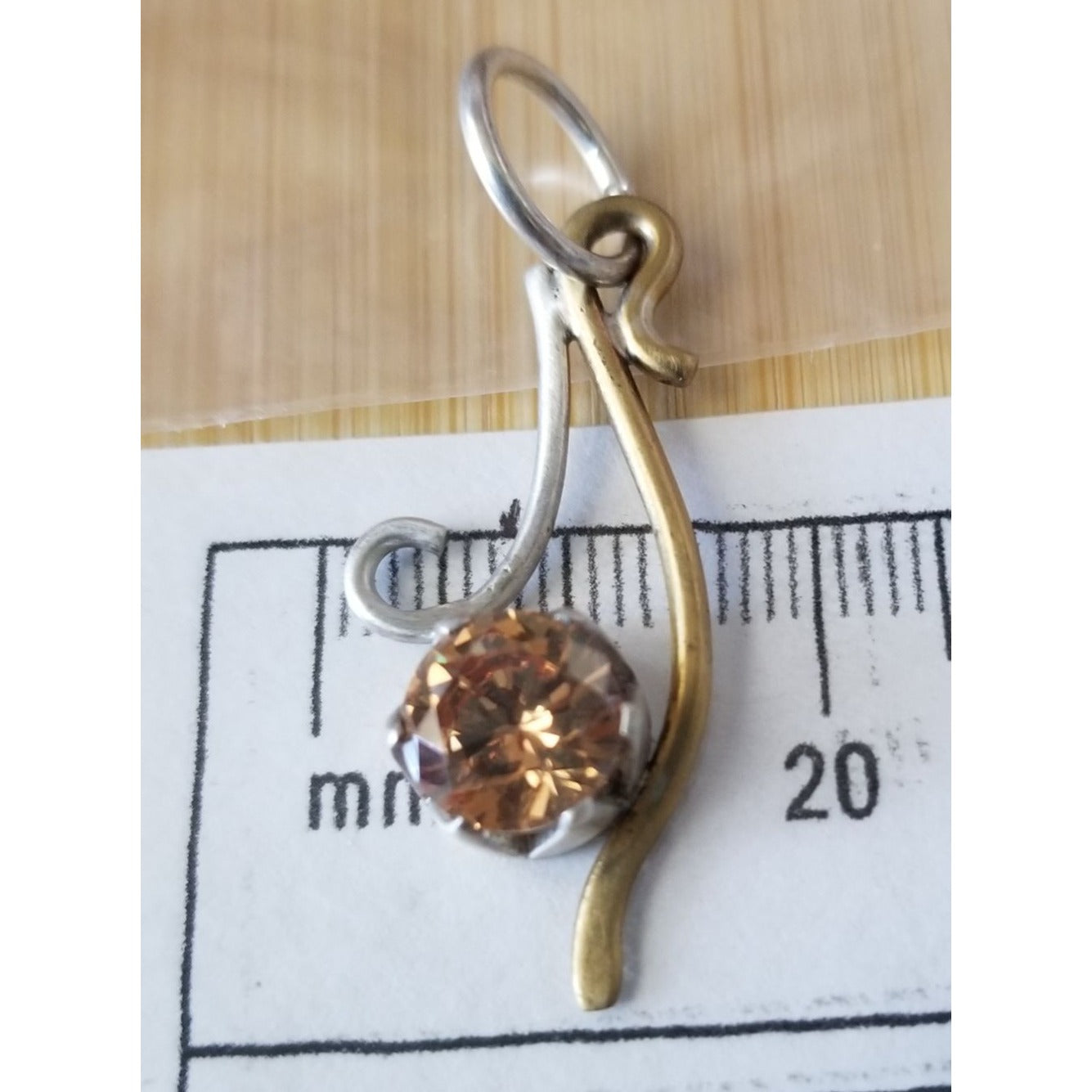 Pendant Champagne Lab Diamond  Silver 3  gr 15 ct 40 mm x 20 mm  Stone  Jerry Fran Harr