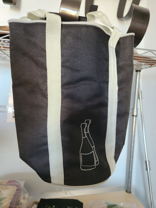Wine Bottle Bag Holds 2 Bottles Insulated handles Zipper Top  10" x 12" x 6"