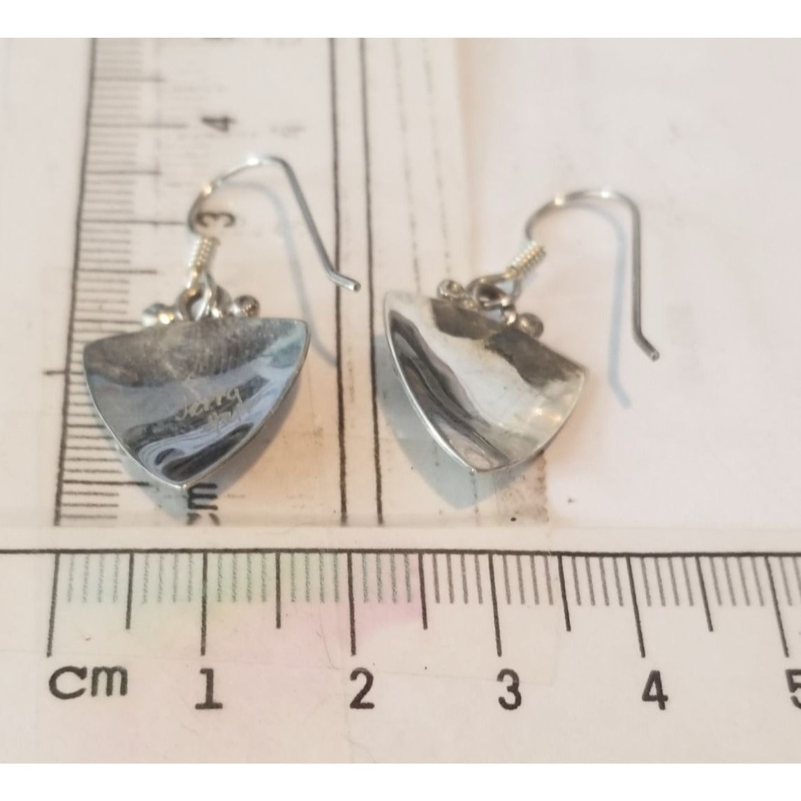 Earrings Silver Garnet  4.1 Gr  20 ct  2 cm  x 2 cm  Triangle 0.5 cm Silver