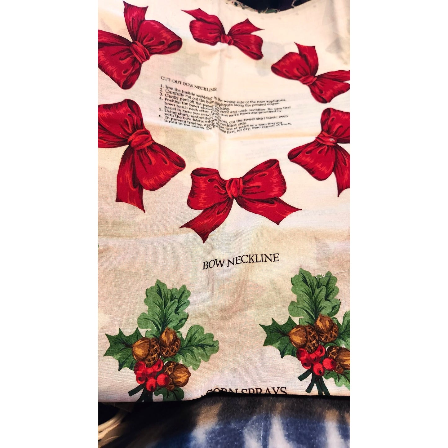 Craft Kit  Christmas Greenery Wearable Art Flowers Birds Ribbon Bows 46" x 36"