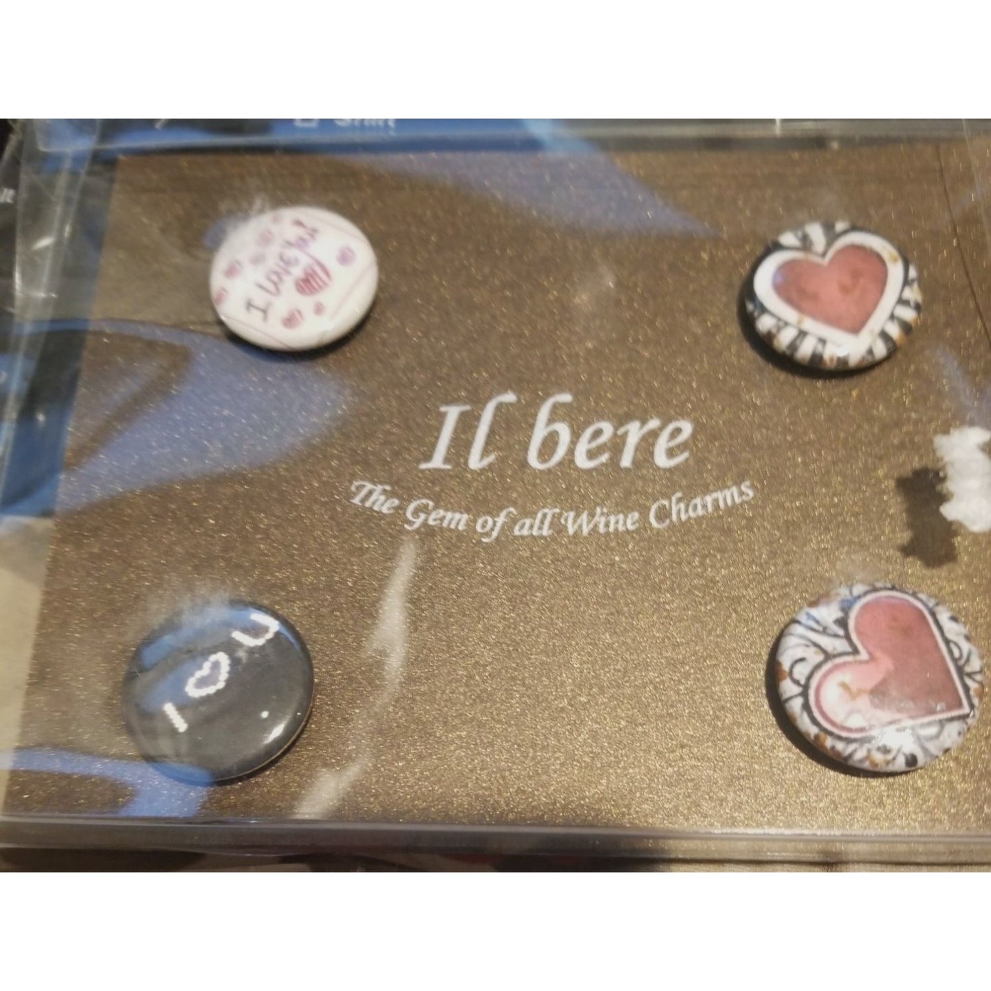 Wine Charms IL bere 4 piece Magnetic I love you Hearts  4