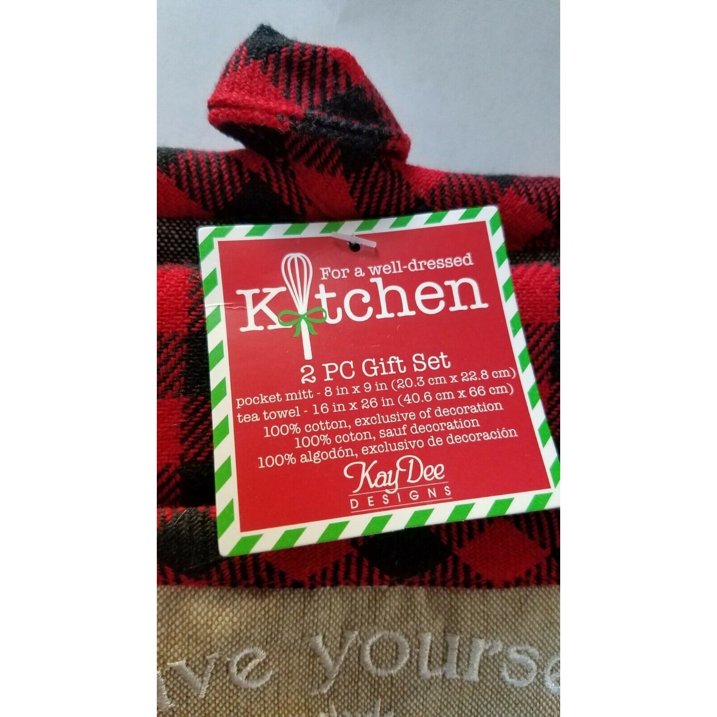 Kitchen Towel and Pot Holder Kay Dee Holiday Merry Christmas Truck  2 pc Set