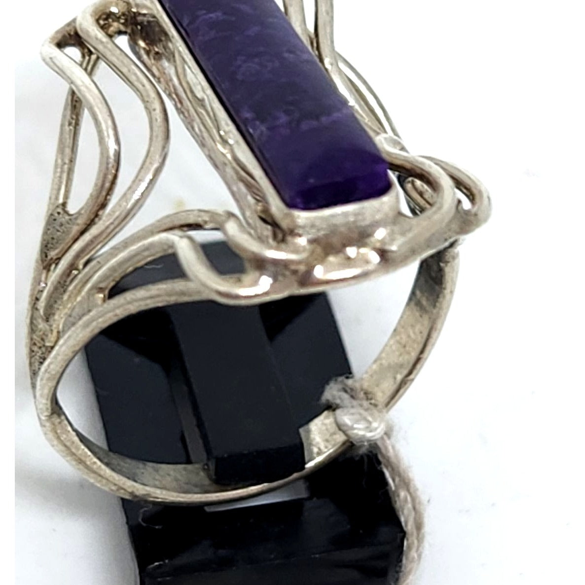 Ring Sugalite purple rectangle 6gr  Size 10 925 Silver Jerry Fran Harr Swirls on the side
