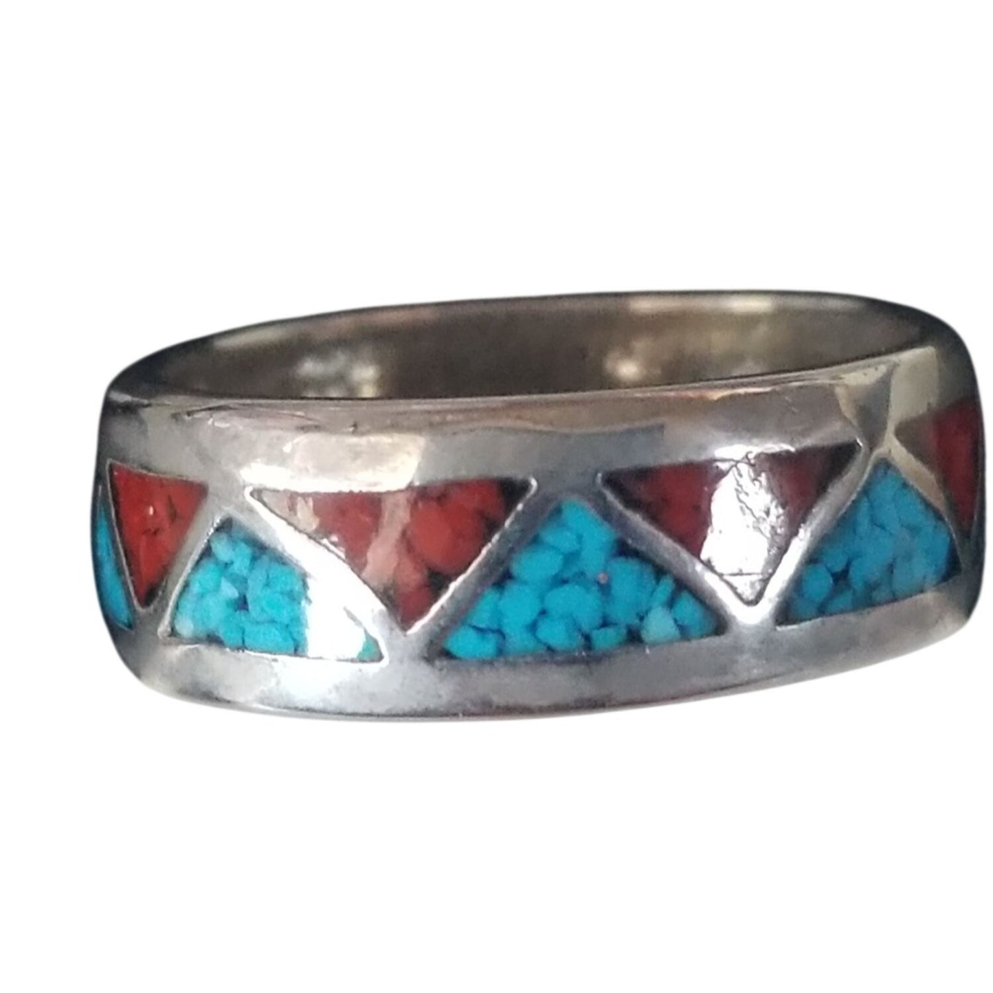 Ring Turquoise Red Blue  Silver 2.9 Gr 14.5 ct  Size 7 1/2 0.75  cm  x 0.25  cm  Triangle Shape Design in  Silver