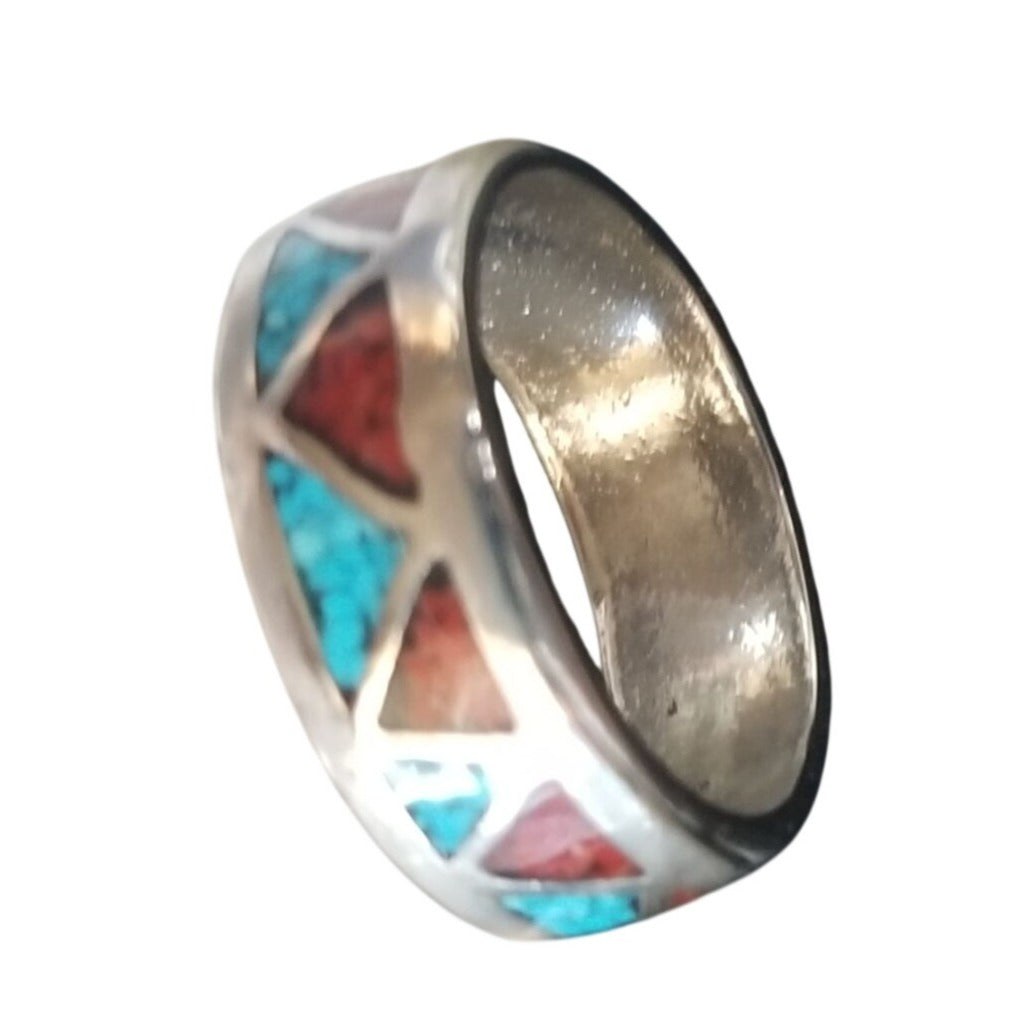 Ring Turquoise Red Blue  Silver 2.9 Gr 14.5 ct  Size 7 1/2 0.75  cm  x 0.25  cm  Triangle Shape Design in  Silver