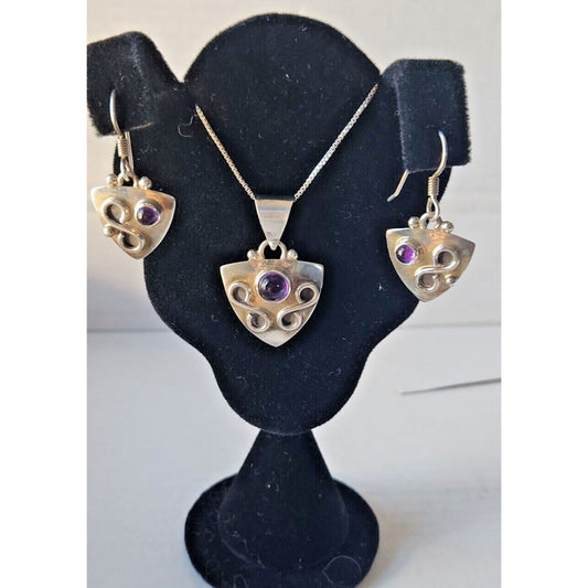Jewelry Necklace Earrings Set Round Amethyst 16" Silver Chain weight 9.3 Gr
