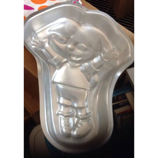 WILTON DORA THE EXPLORER CAKE PAN    #2105-6300  2003