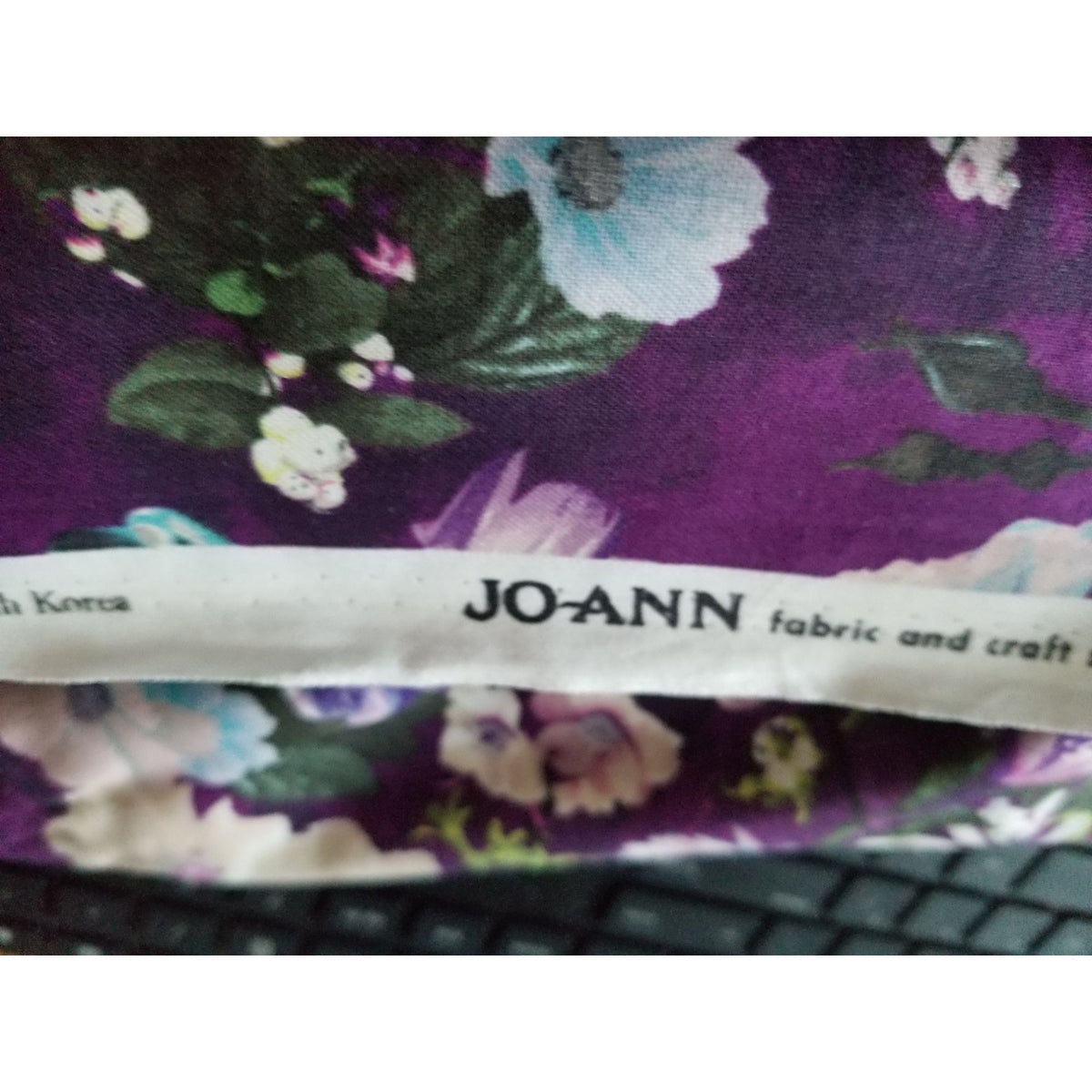 Material Dark Purple Fabric  JoAnn  Flowers Blue White  Green Leaves 44" x 72"  Cotton  2 Yrd Craft Clothing  Joann