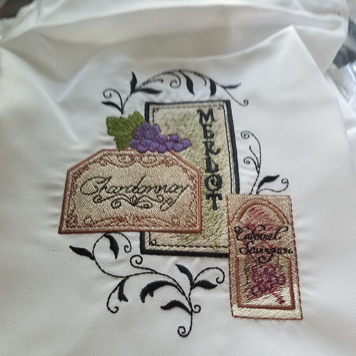 Apron White Chef Long  30" x 26" Embroidered Neck Strap Tie Stain resistant