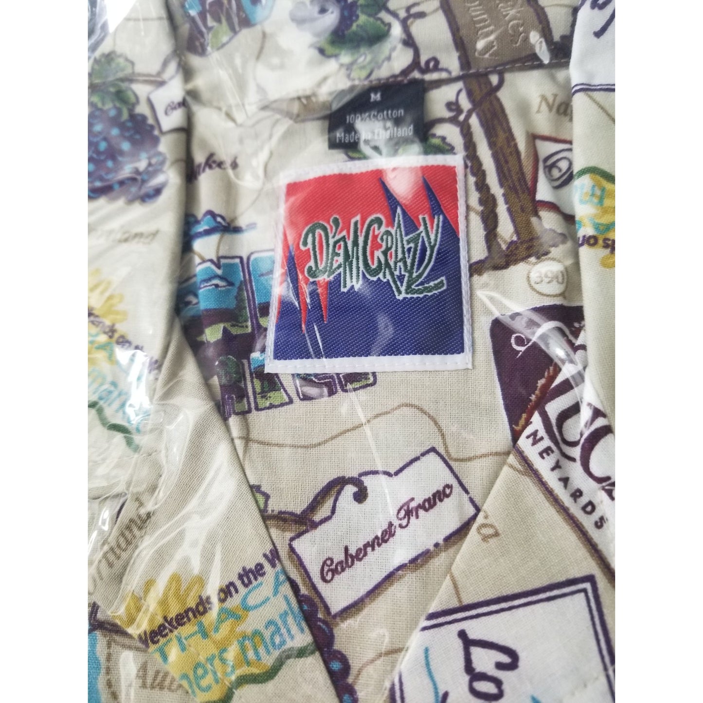 DemCrazy Size M Vintage Finger Lakes Winery Map Print Button-Up Shirt 100% Cotton Made In Thailand