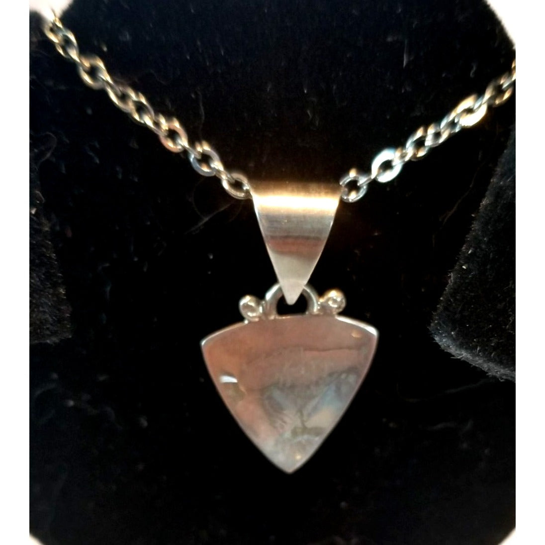 Necklace Silver Periot   4.4  gr 22 ct 2 cm  x 2.5 cm  14" chain