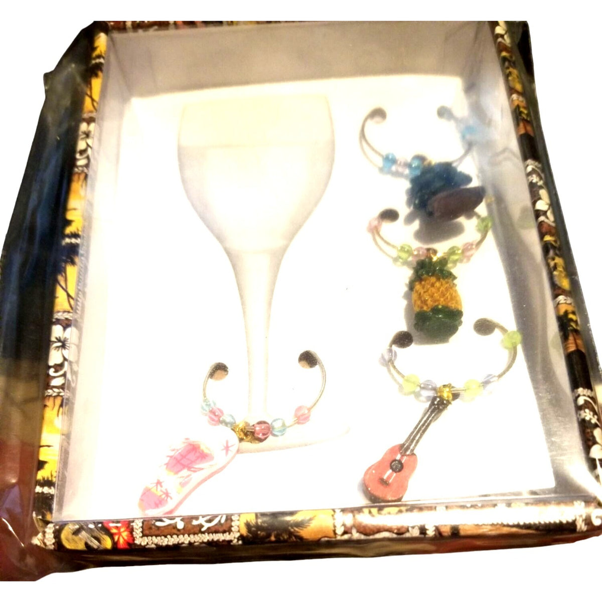 Wine Charm KC Hawaii Wine Markers 4 piece Flip Flop Pineapple Palm Tree Ukalea