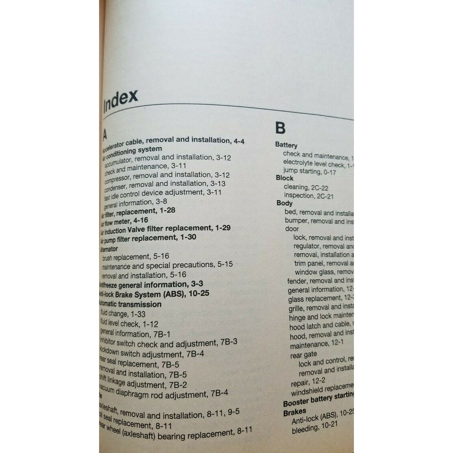 Book 1980 - 1997  Haynes Datsun Nissan Pick-Ups & Pathfinder  Haynes Repair Manual