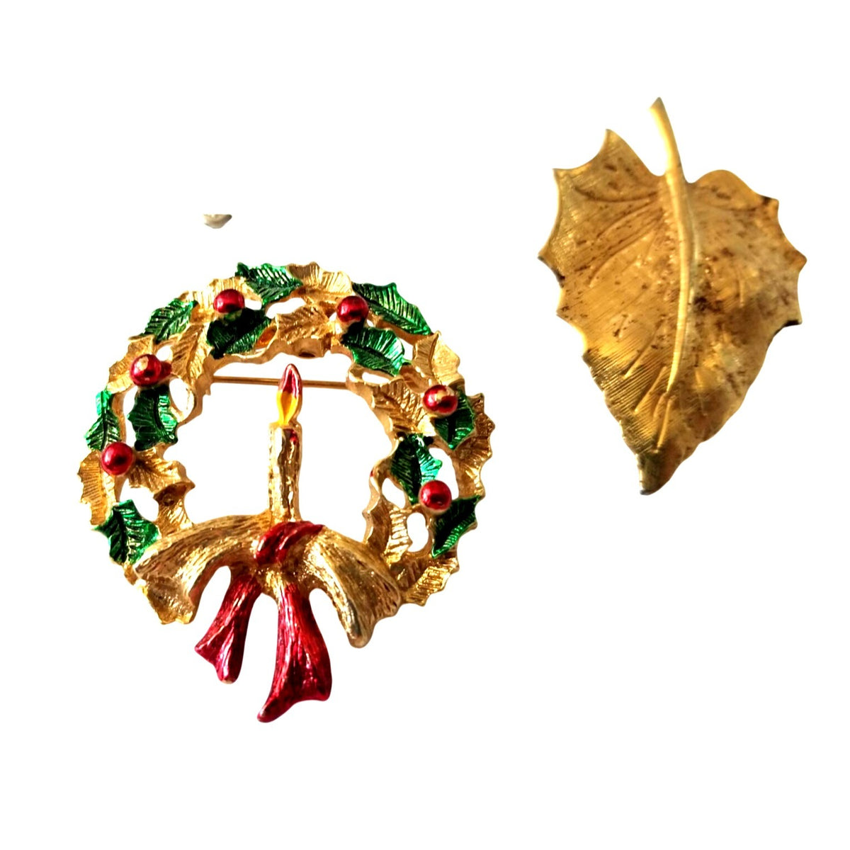 Vintage Costume Jewelry Brooches Lot Of 5 - Butterfly Heart Leaf Wreath Goldtone Round Pin
