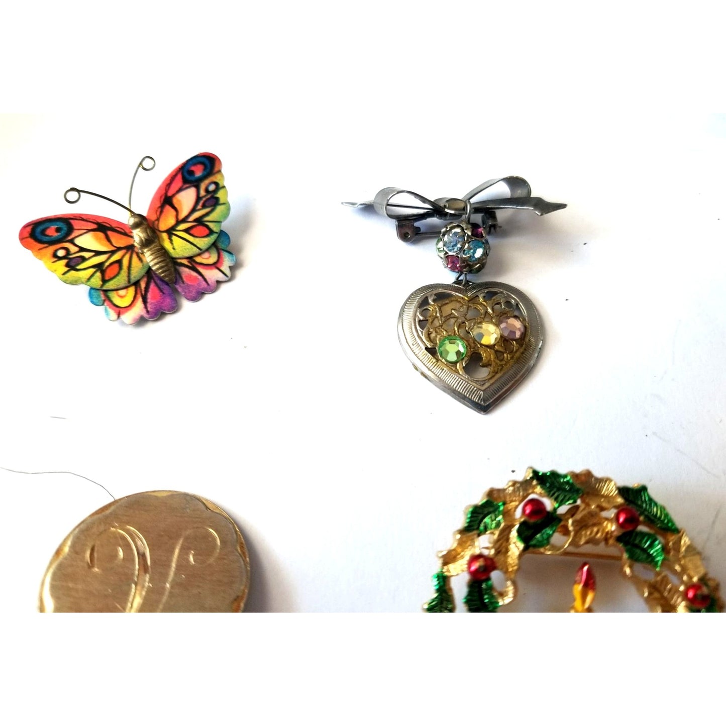 Vintage Costume Jewelry Brooches Lot Of 5 - Butterfly Heart Leaf Wreath Goldtone Round Pin