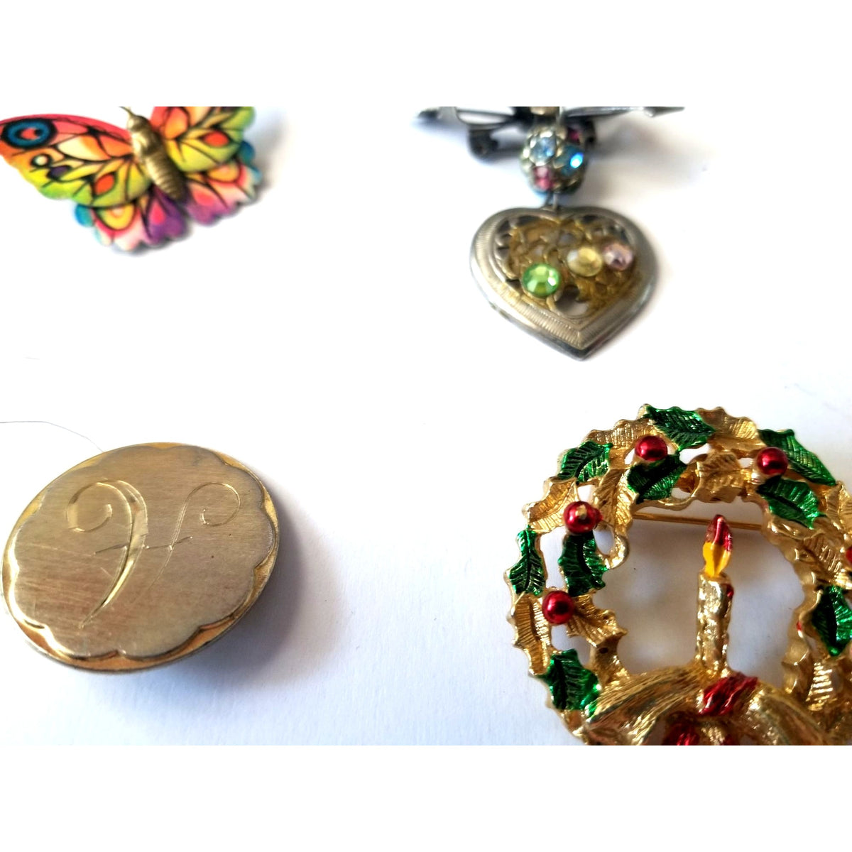 Vintage Costume Jewelry Brooches Lot Of 5 - Butterfly Heart Leaf Wreath Goldtone Round Pin