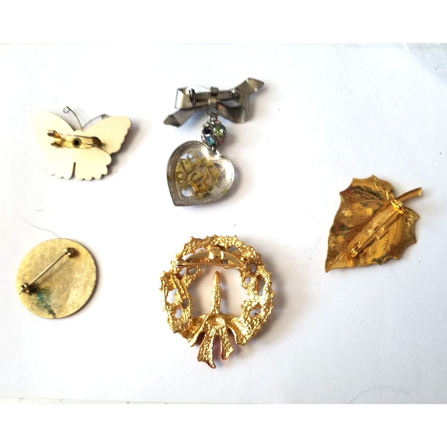 Vintage Costume Jewelry Brooches Lot Of 5 - Butterfly Heart Leaf Wreath Goldtone Round Pin
