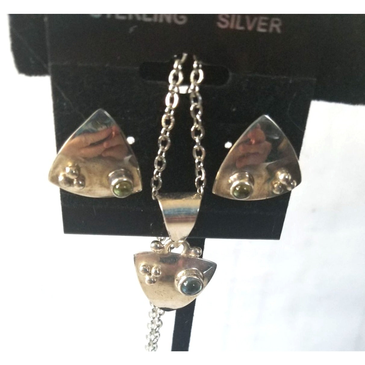 3 Pcs Topaz Earrings Necklace Silver  7.8 gr 37 ct  1.5 x 2 cm 2.5 cm  x 3 cm  16" chain