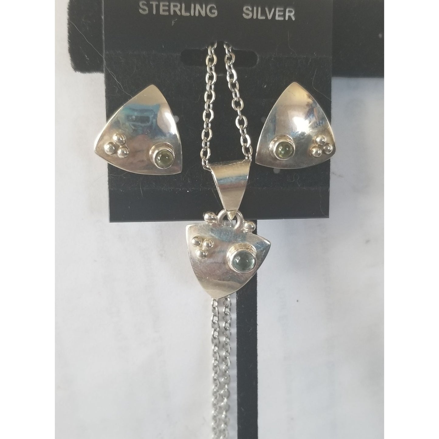 3 Pcs Topaz Earrings Necklace Silver  7.8 gr 37 ct  1.5 x 2 cm 2.5 cm  x 3 cm  16" chain