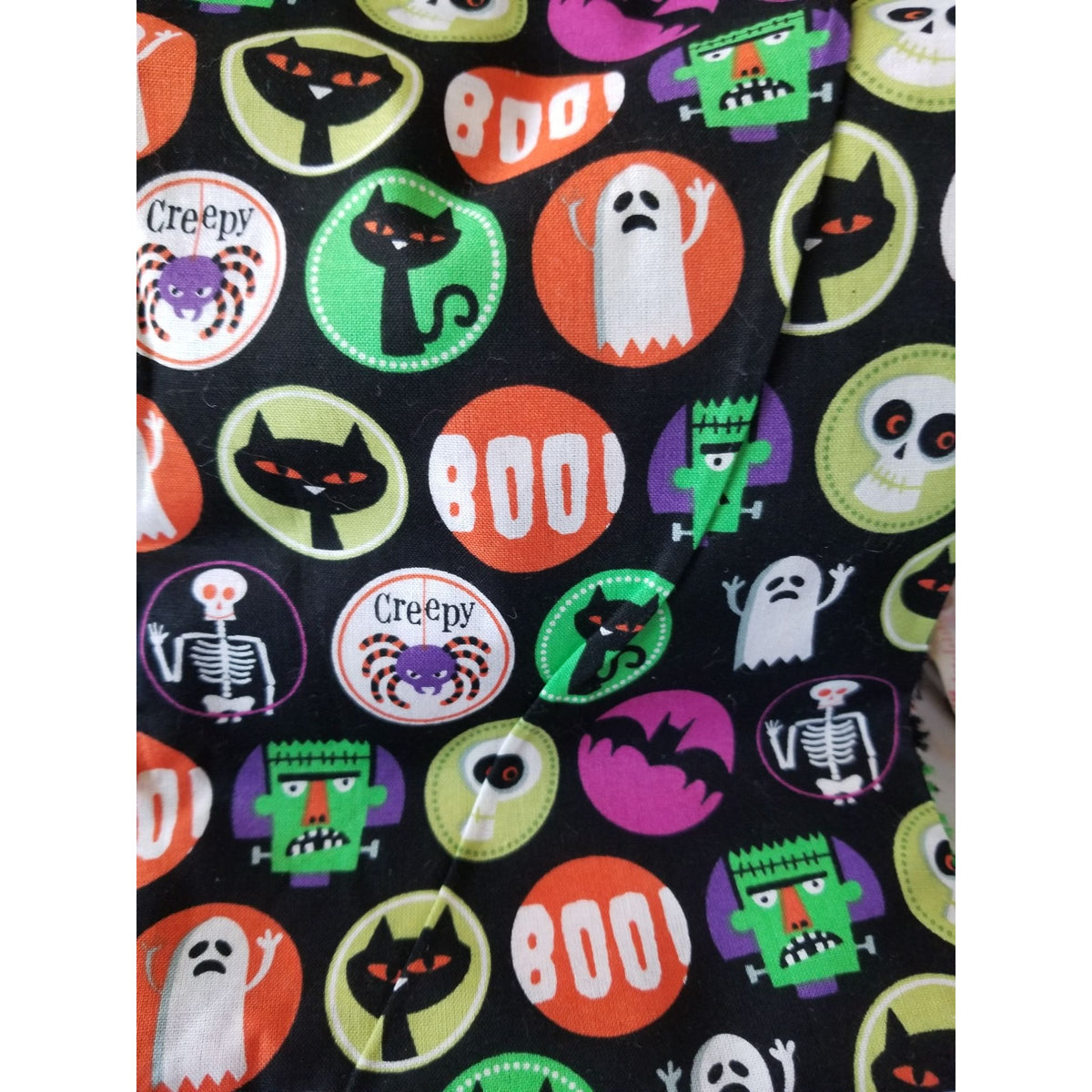 Material Black Halloween Circles Spider Bats Cats Skull Ghoast Boo Frankenstrin  44" x 36"    1 Yard  Cotton Craft Clothing Joann