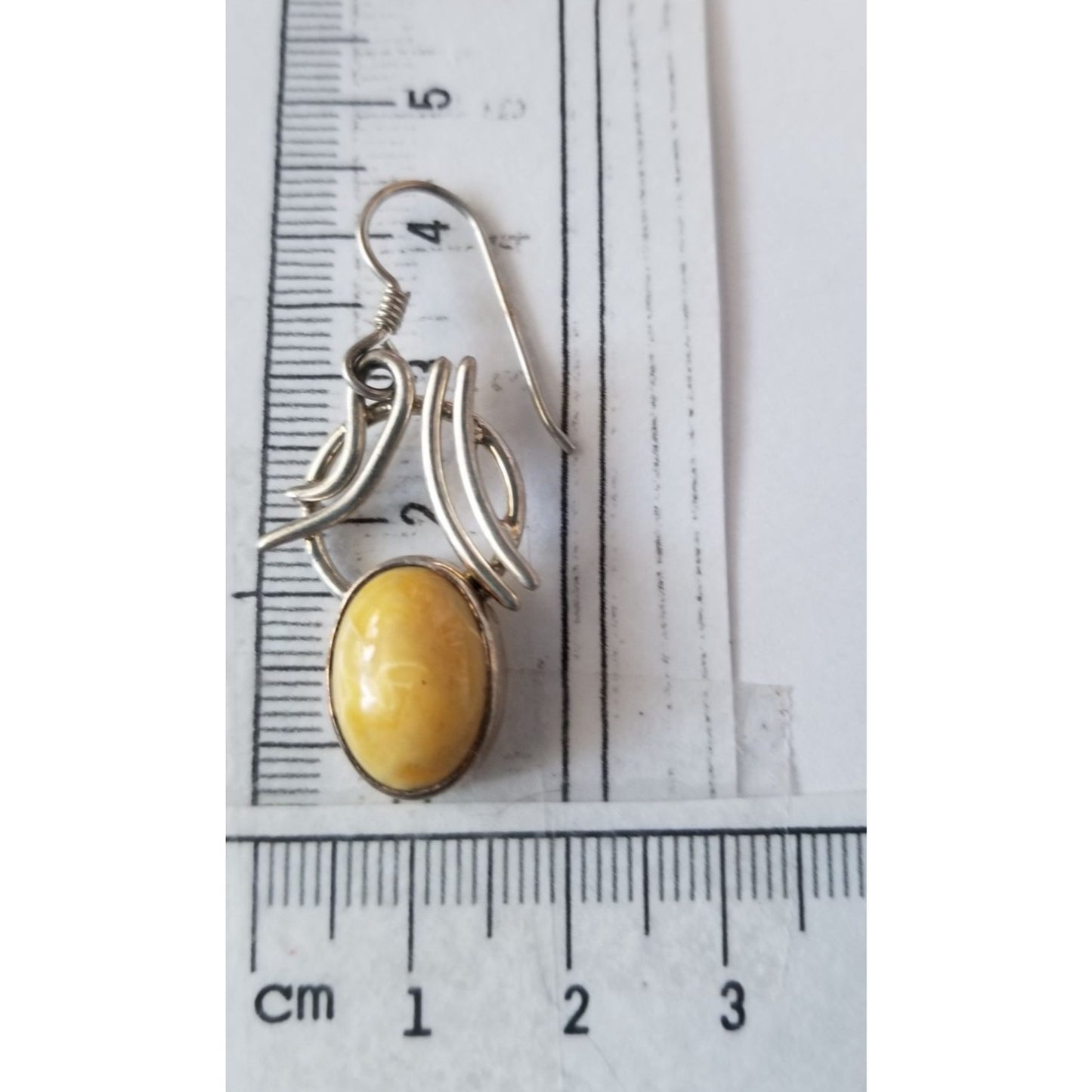 Earrings Butterscotch Amber 7.2 Gr Silver 925  7.2 gr  3 cm x 2 cm Stone 1 cm x 1.6 cm