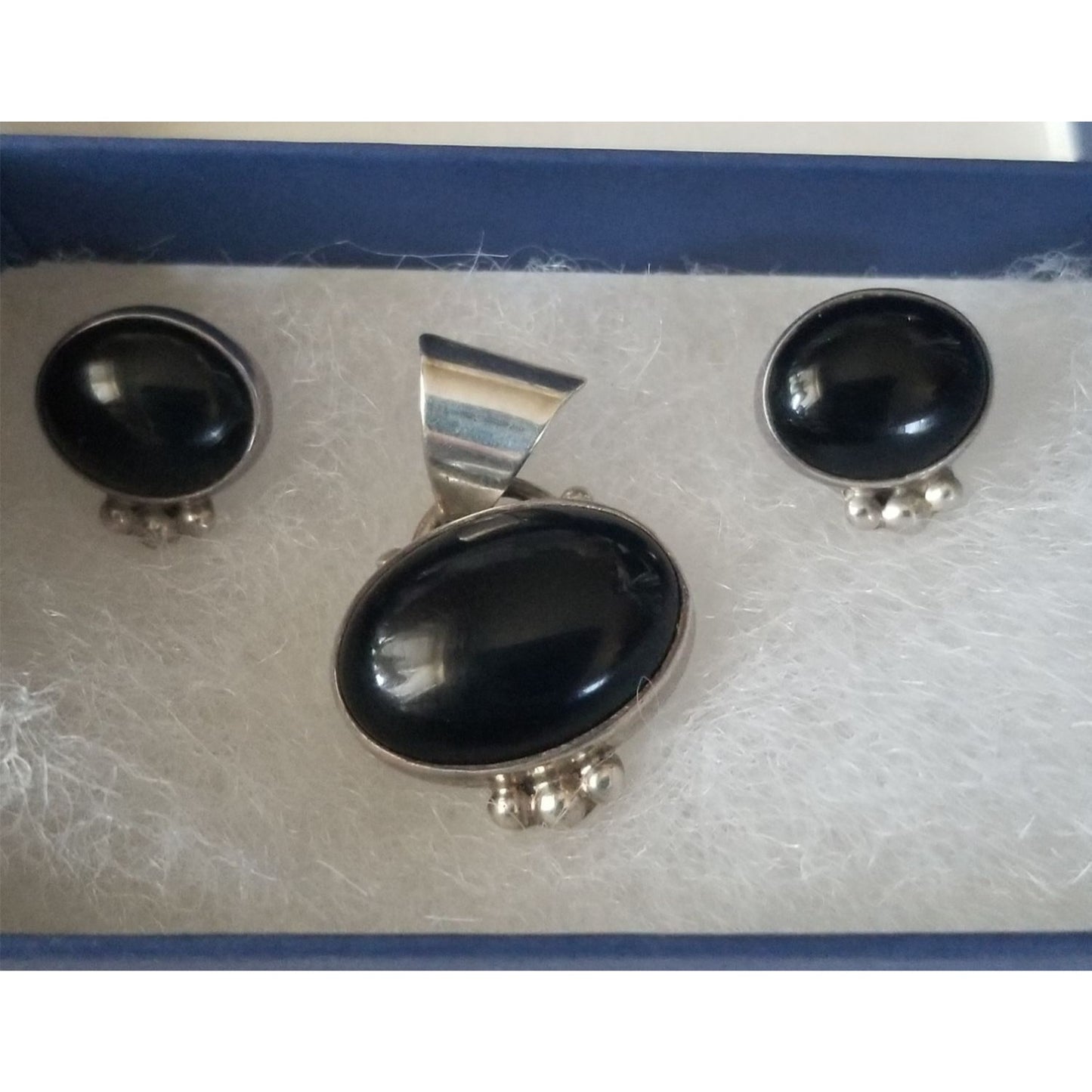 Pendant Earrings Set Triangle  Onyx Earrings 1 cm x 1 cm Pendant 3 cm x 2 cm