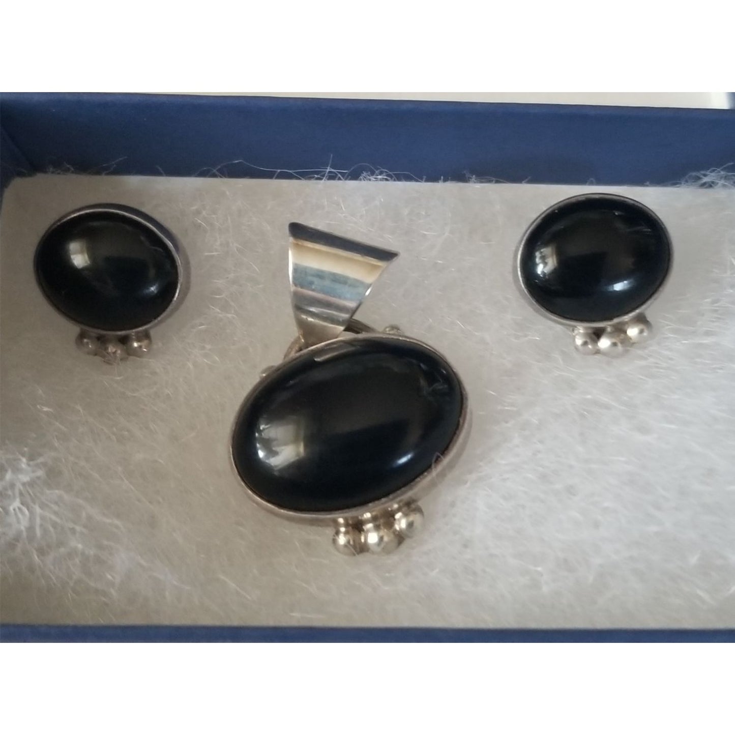 Pendant Earrings Set Triangle  Onyx Earrings 1 cm x 1 cm Pendant 3 cm x 2 cm