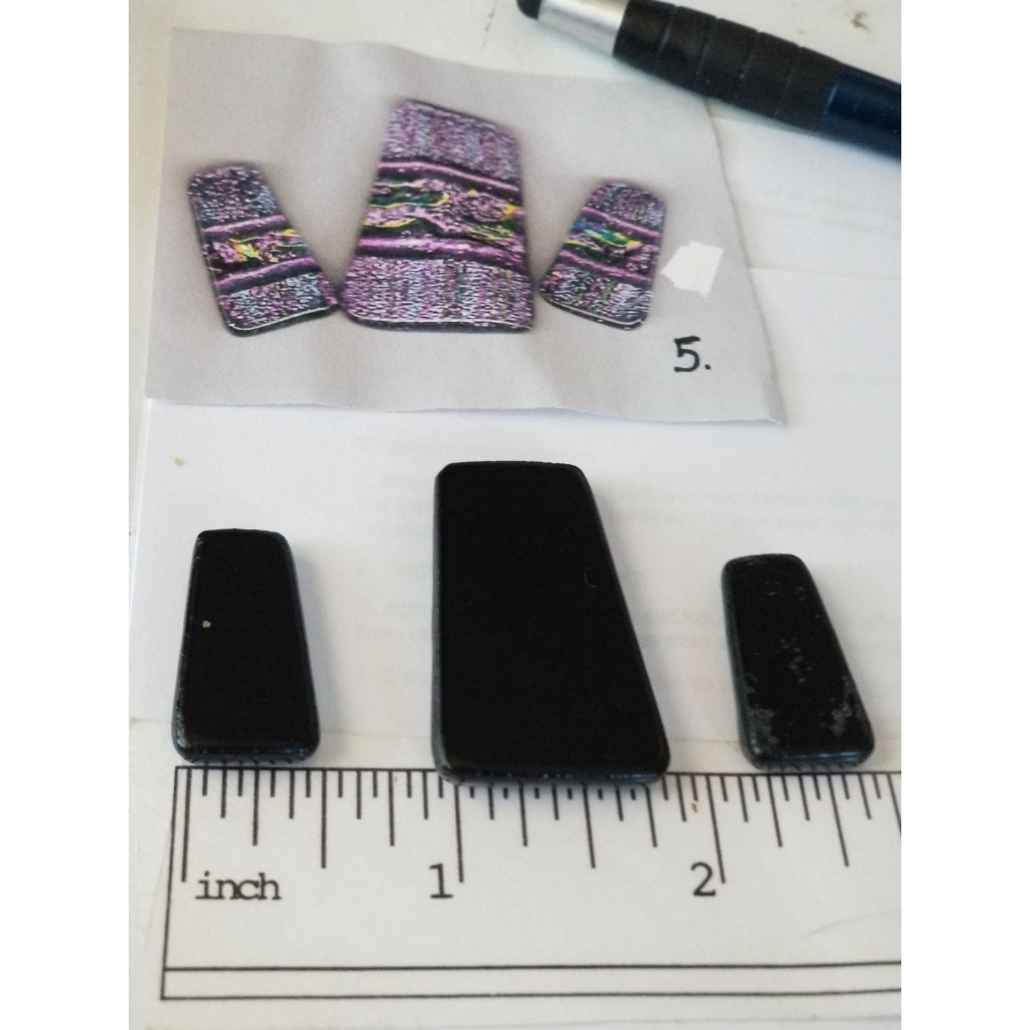 Gemstone Loose Set of 3  Dichroic glass 68.5 ct  13.7  gr 1" x 0.5"  1 1/2 x 0.75"  # 1